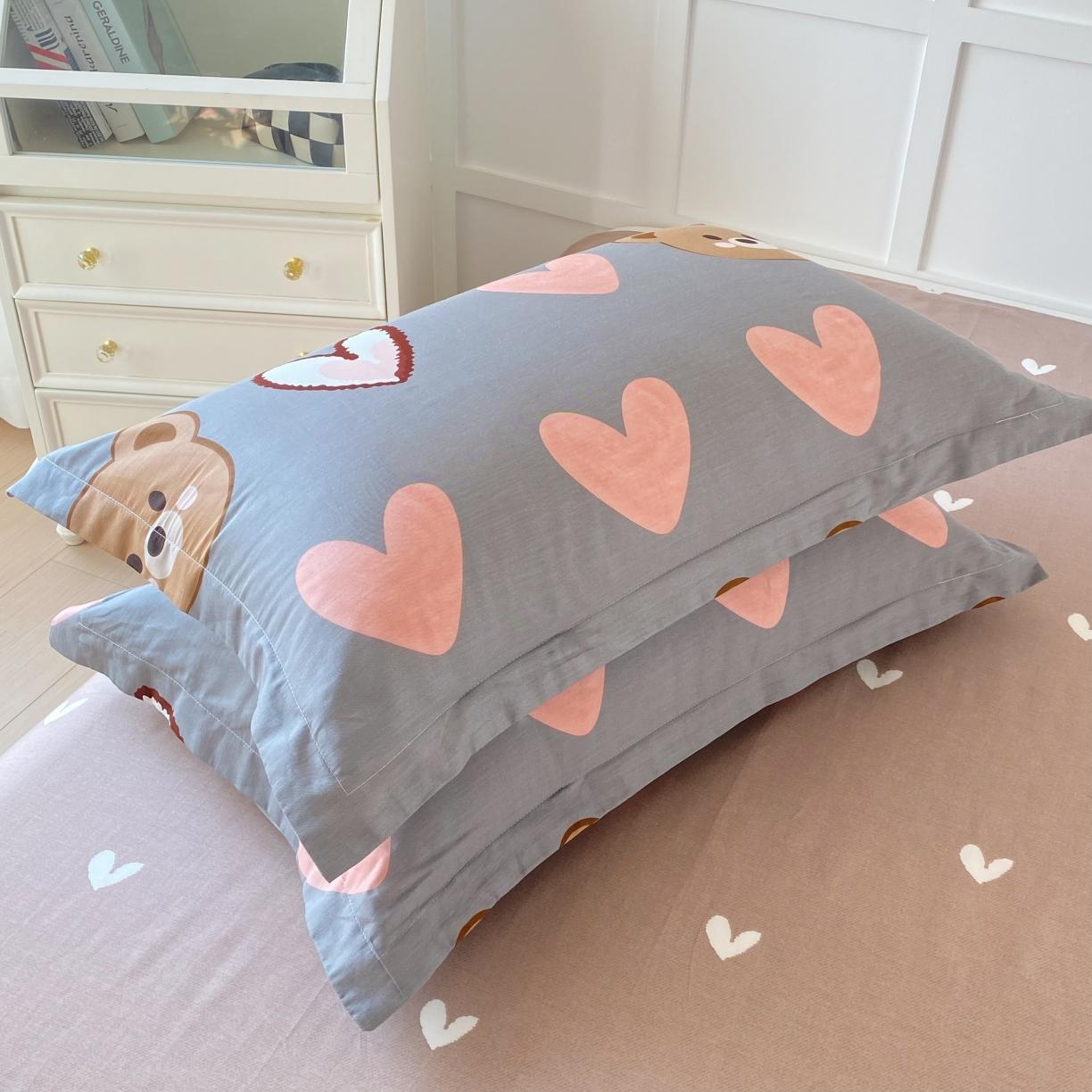 91家纺网 家纺一手货源 找家纺 帛织澜  2025新款全棉喷气12868系列纯棉枕套 多米熊-咖