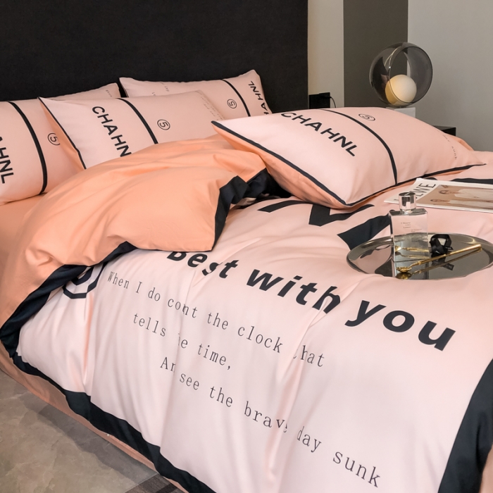 91家纺网 家纺一手货源 找家纺 花沐 2025新款轻奢潮牌亲肤棉纯棉四件套 小香风粉色