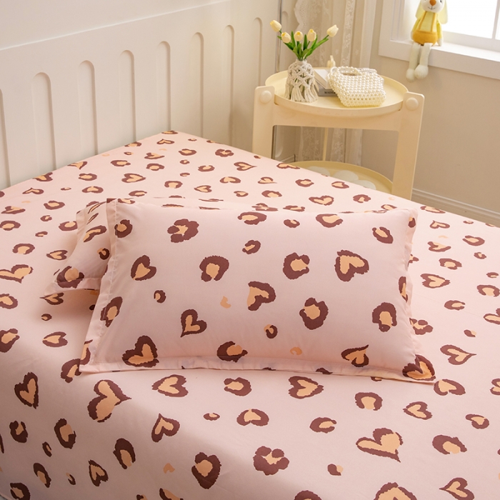 91家纺网 家纺一手货源 找家纺 馨乐 2022新款亲肤印花单品床单爱心豹纹