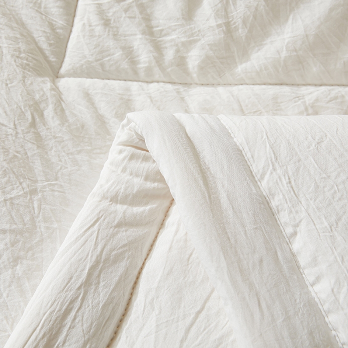 91家纺网 家纺一手货源 找家纺 千百笠 新疆纯棉花宽边绣花款全棉水洗棉夏凉被空调被薄款春秋被 贵族白