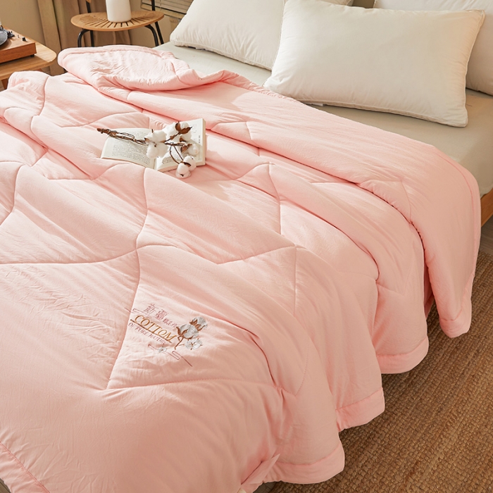 91家纺网 家纺一手货源 找家纺 千百笠 新疆纯棉花宽边绣花款全棉水洗棉夏凉被空调被薄款春秋被 贵族玉