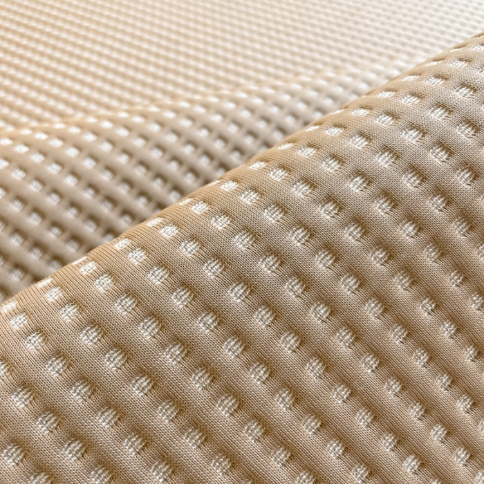 91家纺网 家纺一手货源 找家纺 川悦生活2023新款雪纺极速凉感凉豆豆床裙凉席三件套 贝昔-咖色