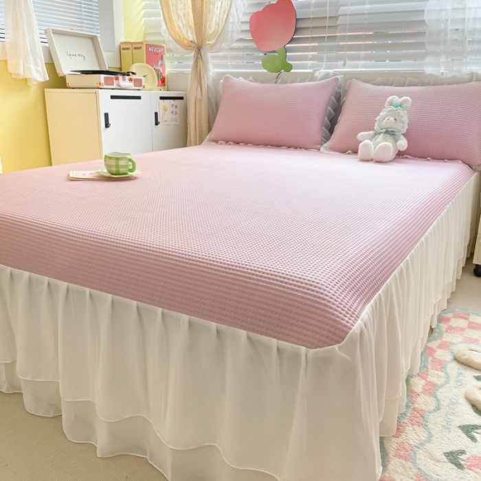 91家纺网 家纺一手货源 找家纺 川悦生活2023新款雪纺极速凉感凉豆豆床裙凉席三件套 贝昔-萝莉粉