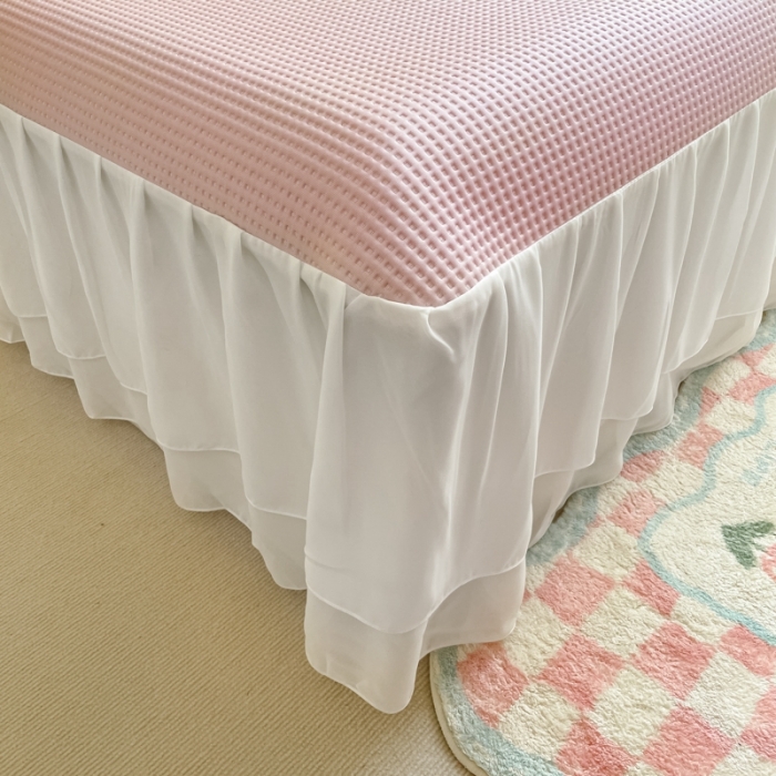 91家纺网 家纺一手货源 找家纺 川悦生活2023新款雪纺极速凉感凉豆豆床裙凉席三件套 贝昔-萝莉粉