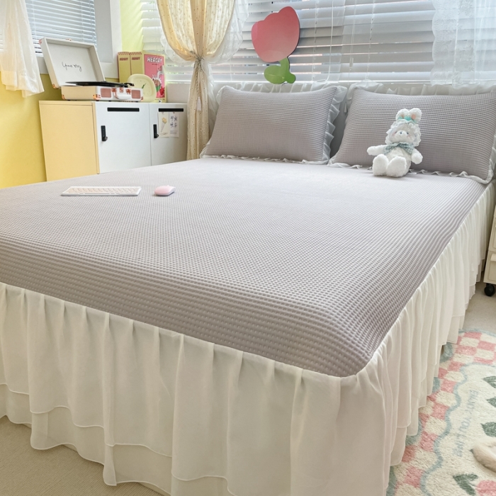 91家纺网 家纺一手货源 找家纺 川悦生活2023新款雪纺极速凉感凉豆豆床裙凉席三件套 贝昔-奶灰色