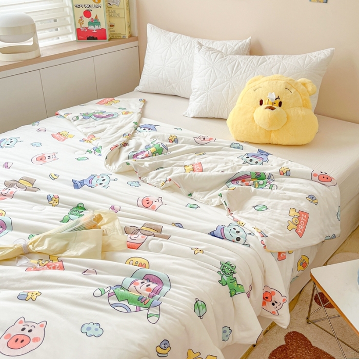 91家纺网 家纺一手货源 找家纺 大彩家居 2023新款迪士尼A类针织棉夏凉被 巴斯光年