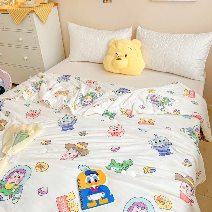 91家纺网 家纺一手货源 找家纺 大彩家居 2023新款迪士尼A类针织棉夏凉被 巴斯光年