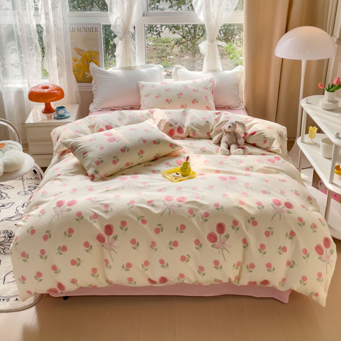 91家纺网 家纺一手货源 找家纺 田野2023新款133372全棉小清新四件套 邂逅