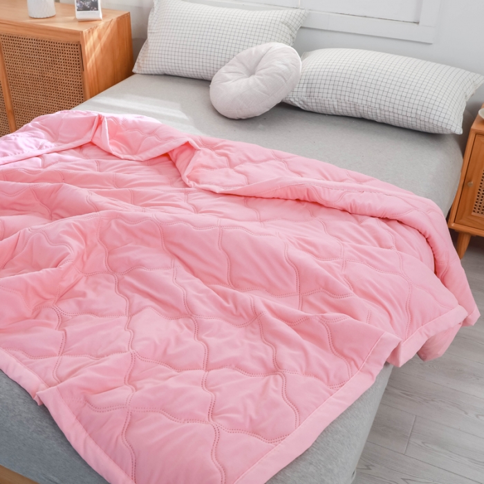 91家纺网 家纺一手货源 找家纺 （总）被多多 2023新款纯色水洗棉夏被