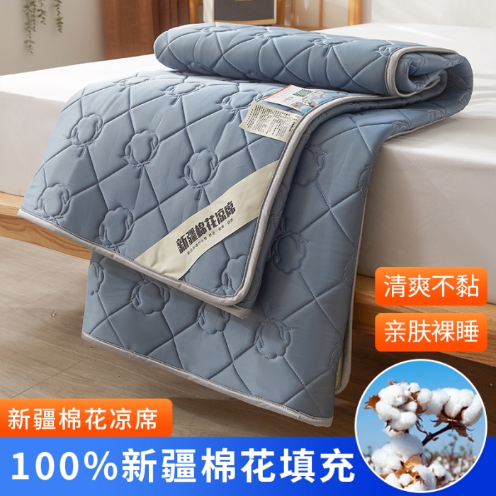 91家纺网 家纺一手货源 找家纺 西域种棉人 新疆棉花凉席冰丝凉感丝平铺款加厚床单款三件套纯色 卡布里蓝