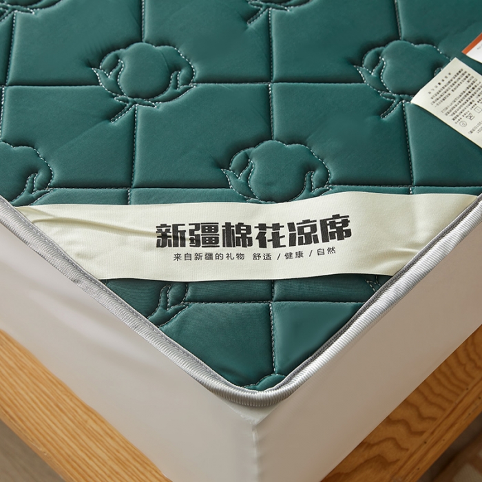 91家纺网 家纺一手货源 找家纺 西域种棉人 新疆棉花凉席冰丝凉感丝平铺款加厚床单款三件套纯色 马尔斯绿