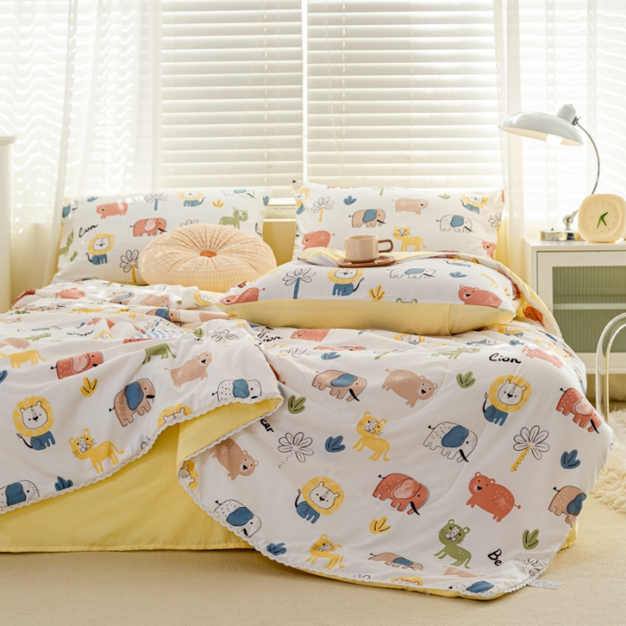 91家纺网 家纺一手货源 找家纺 羋多 2024新款小清新花边水洗棉夏被夏被四件套动物乐园