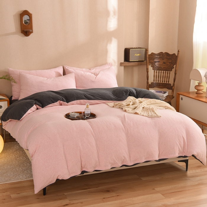 91家纺网 家纺一手货源 找家纺 甜之梦 2025新款针织棉拼色四件套(任何尺寸都可以定制) 浅粉+碳黑