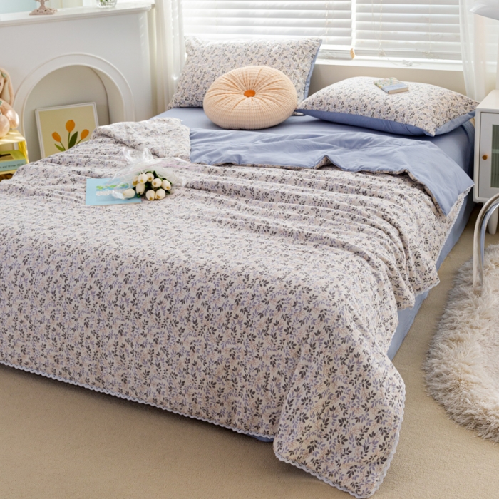 91家纺网 家纺一手货源 找家纺 羋多 2024新款小清新花边水洗棉夏被夏被四件套浪漫初夏