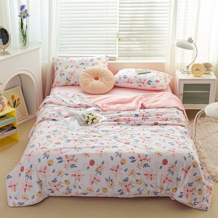 91家纺网 家纺一手货源 找家纺 羋多 2024新款小清新花边水洗棉夏被夏被四件套浅夏时光