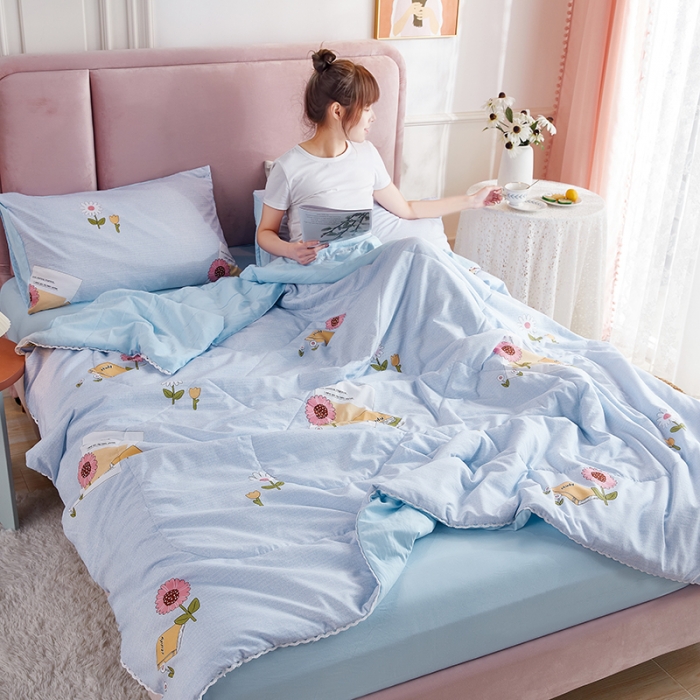 91家纺网 家纺一手货源 找家纺 羋多 2024新款小清新花边水洗棉夏被夏被四件套花语