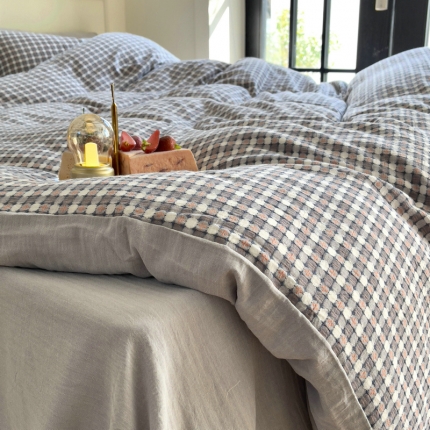 91家纺网 家纺一手货源 找家纺 （总）艾咪 新款全棉色织水洗棉小提花四件套-洛佳系列