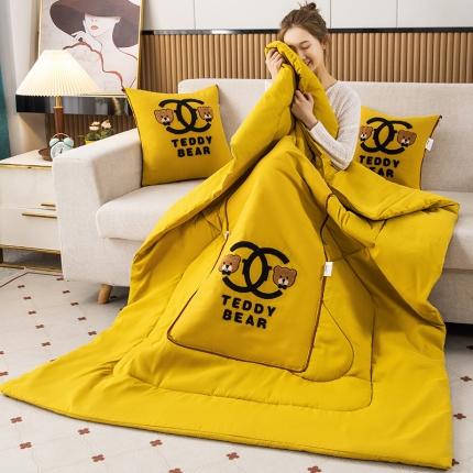 91家纺网 家纺一手货源 找家纺 宝马家纺 2023新款双头泰迪熊抱枕被黄