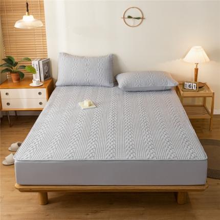 91家纺网 家纺一手货源 找家纺 古吉梦 2023新款 A类水洗棉夹棉防水床笠花朵系列三件套 花朵-浅灰