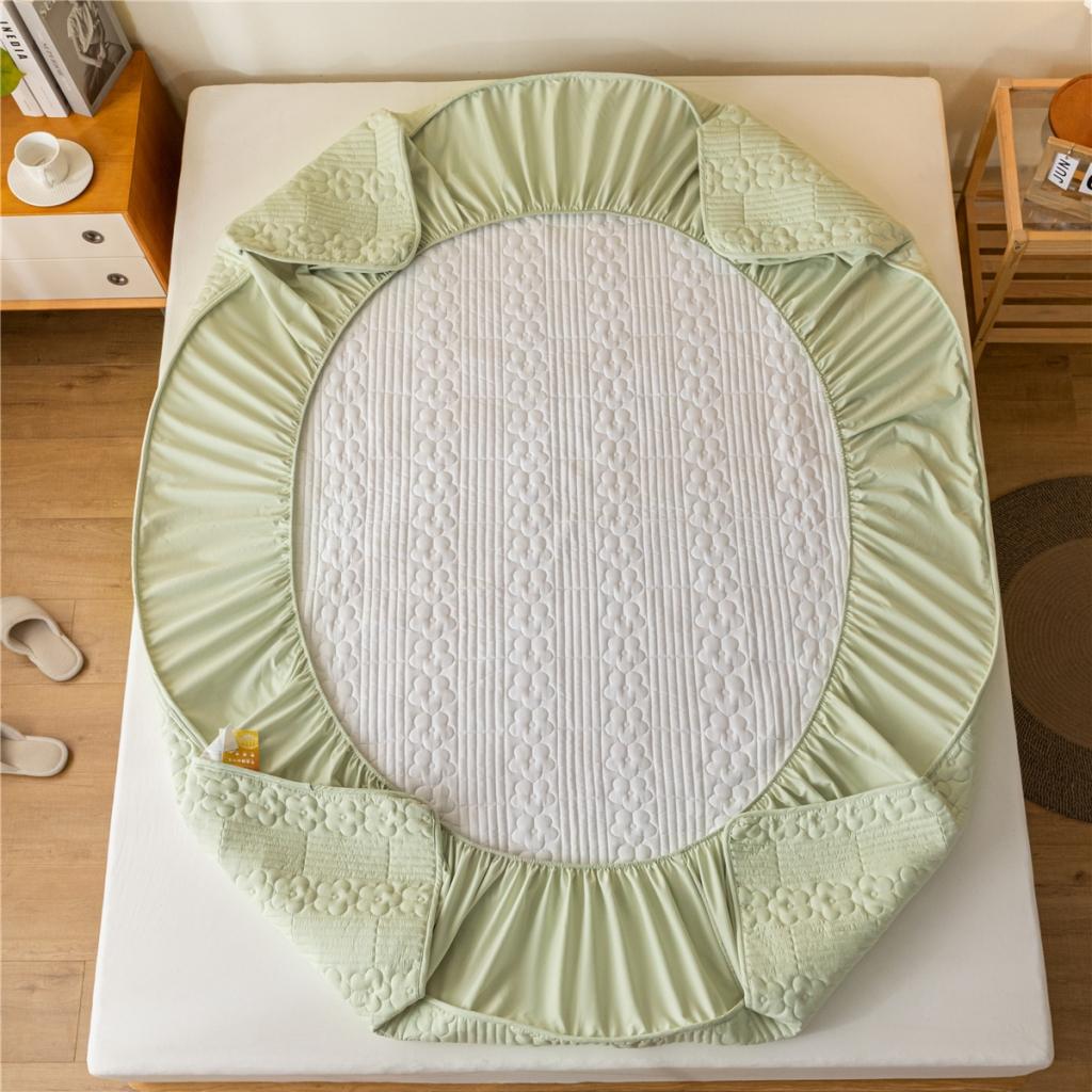 91家纺网 家纺一手货源 找家纺 古吉梦2023新款 A类水洗棉夹棉防水床笠花朵系列三件套 花朵-茶绿