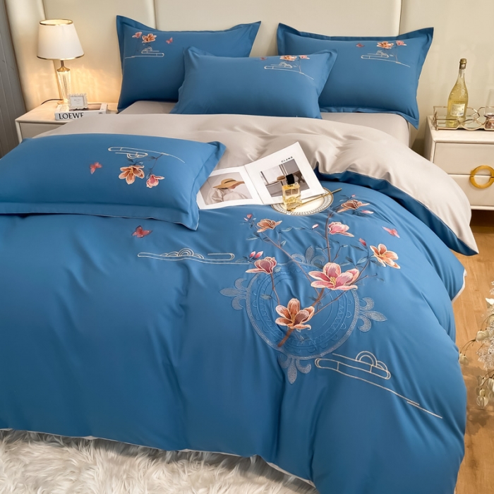 91家纺网 家纺一手货源 找家纺 大麦乐田 2023新款亲肤雅棉刺绣四件套-满园春 满园春宾利蓝