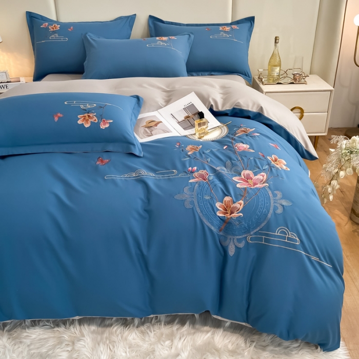 91家纺网 家纺一手货源 找家纺 大麦乐田 2023新款亲肤雅棉刺绣四件套-满园春 满园春宾利蓝