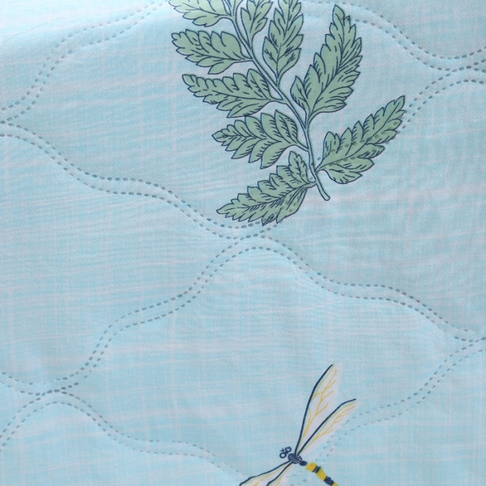 91家纺网 家纺一手货源 找家纺 被多多2023新款水洗棉印花夏凉被空调被 纷飞叶影