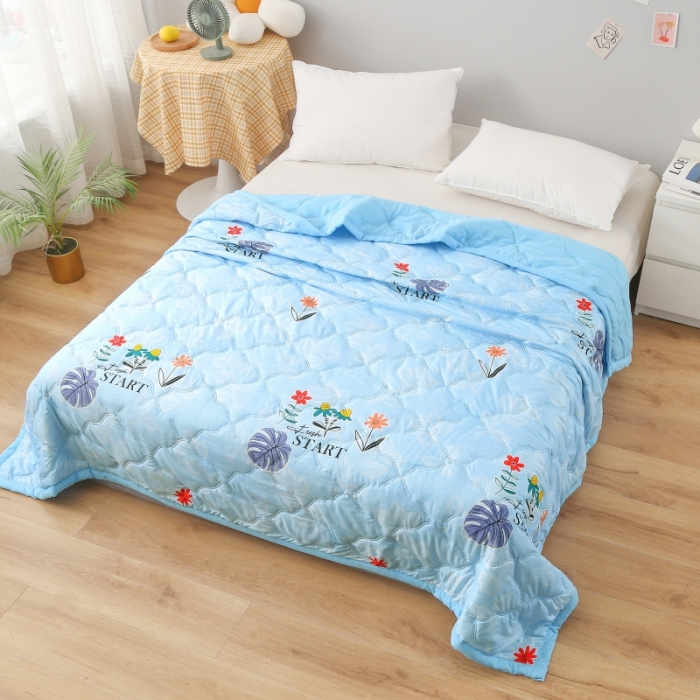 91家纺网 家纺一手货源 找家纺 被多多2023新款水洗棉印花夏凉被空调被 素菲