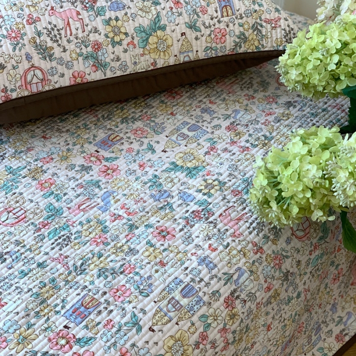 91家纺网 家纺一手货源 找家纺 汇庭 2023新款大鹅水洗棉床盖三件套-莉莉安