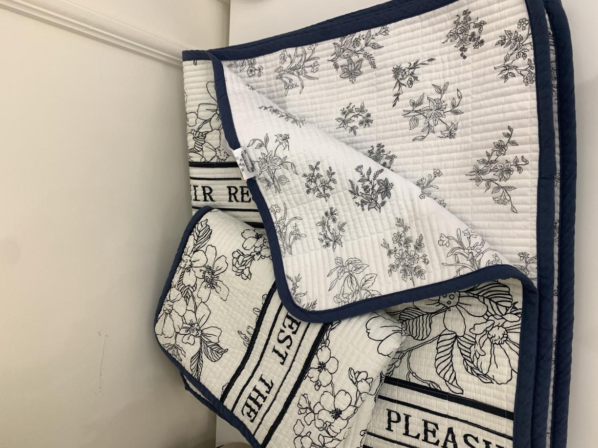 91家纺网 家纺一手货源 找家纺 汇庭 2023新款大鹅水洗棉床盖三件套-伊纹庄园