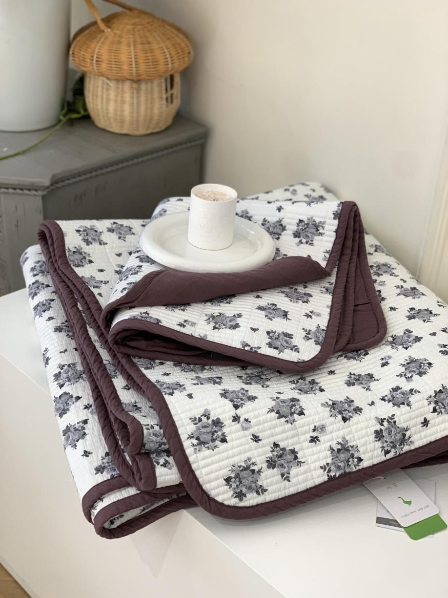 91家纺网 家纺一手货源 找家纺 汇庭 2023新款大鹅水洗棉床盖三件套-拉菲庄园