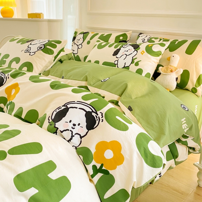 91家纺网 家纺一手货源 找家纺 星巴k家纺 2023全棉13372花卉印花简约四件套字母小狗