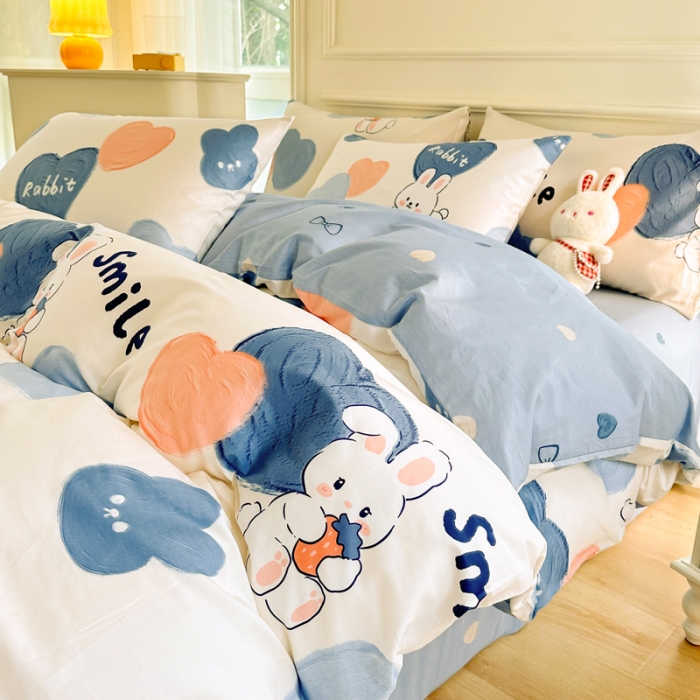 91家纺网 家纺一手货源 找家纺 星巴k家纺 2023全棉13372花卉印花简约四件套爱心兔