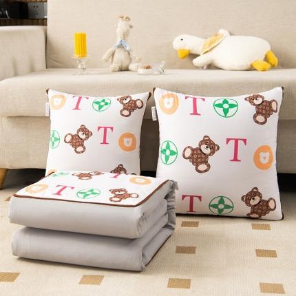 91家纺网 家纺一手货源 找家纺 （总）宝马 2023新款芦荟棉数码印花泰迪熊系列抱枕被