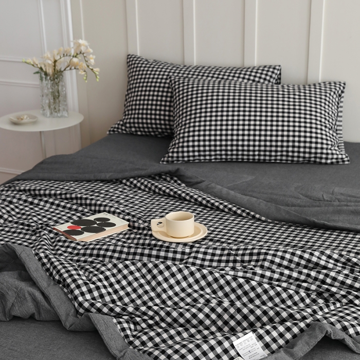 91家纺网 家纺一手货源 找家纺 寐眠 2023新款全棉色织水洗棉夏被子被芯（羽丝棉） 黑白小格