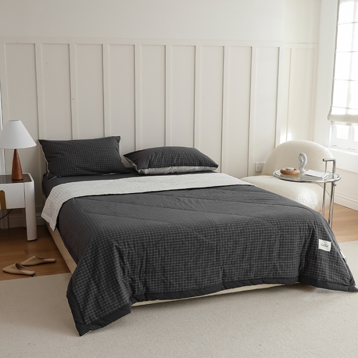 91家纺网 家纺一手货源 找家纺 寐眠 2023新款全棉色织水洗棉夏被子被芯（羽丝棉） 灰白格双拼