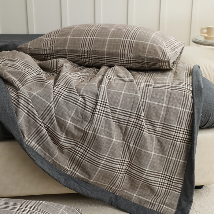 91家纺网 家纺一手货源 找家纺 寐眠 2023新款全棉色织水洗棉夏被子被芯（羽丝棉） 咖灰格