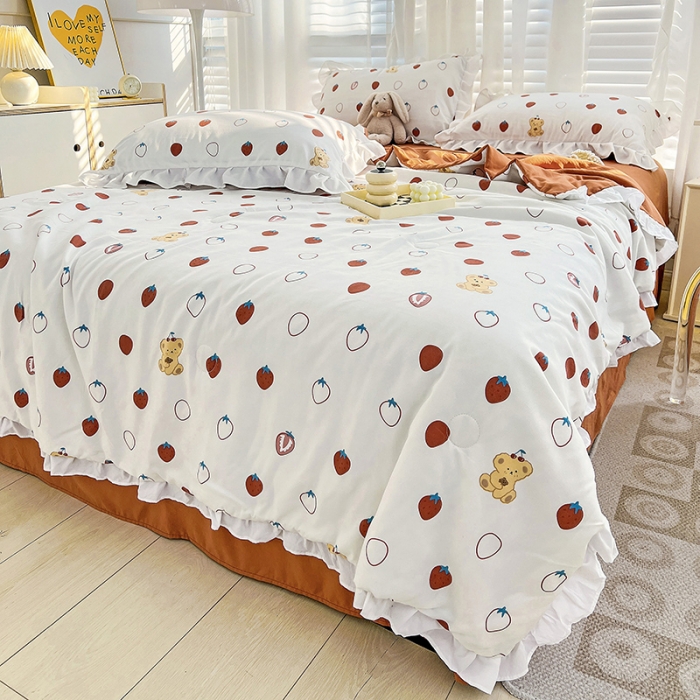 91家纺网 家纺一手货源 找家纺 澳梵 小清新水洗棉麻夏被四件套 草莓熊