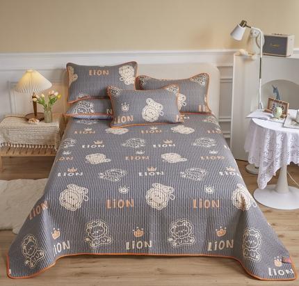 91家纺网 家纺一手货源 找家纺 莎果 2024新款正面纯棉绗缝床盖 狮子王