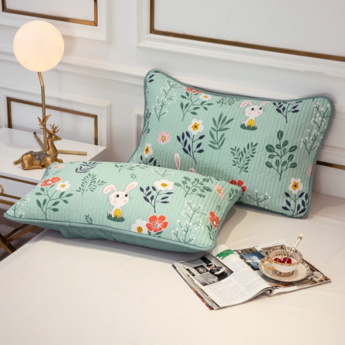 91家纺网 家纺一手货源 找家纺 莎果 2024新款正面纯棉绗缝床盖 朵拉乐园