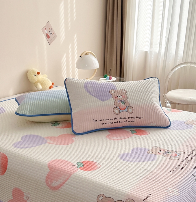 91家纺网 家纺一手货源 找家纺 莎果 2024新款正面纯棉绗缝床盖 可爱熊