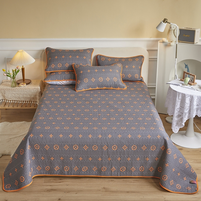 91家纺网 家纺一手货源 找家纺 莎果 2024新款正面纯棉绗缝床盖 路易-灰