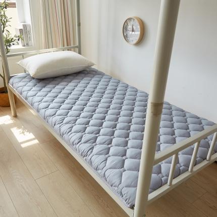 91家纺网 家纺一手货源 找家纺 （总）一禾 2023新款印花磨毛学生床垫