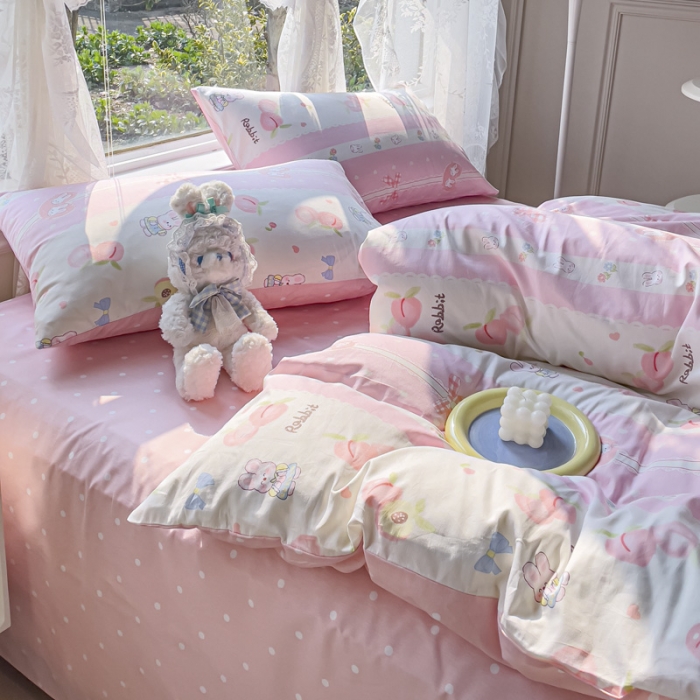 91家纺网 家纺一手货源 找家纺 2025新款全棉13372小清新印花四件套 蜜桃兔