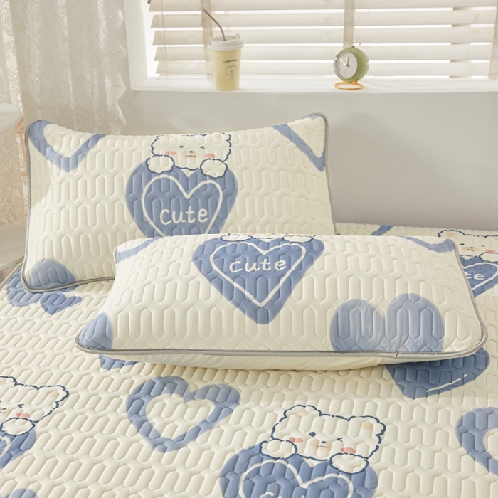 91家纺网 家纺一手货源 找家纺 湘之帛 2024新款0.5乳胶床笠凉席三件套 爱心小熊