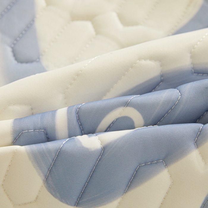 91家纺网 家纺一手货源 找家纺 湘之帛 2024新款0.5乳胶床笠凉席三件套 爱心小熊