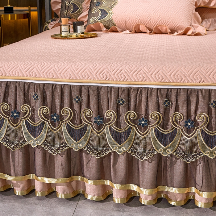 91家纺网 家纺一手货源 找家纺 罗艺轩 2024新款贡缎提花夹棉床裙三件套千鸟格系列 千鸟格-凝脂玉