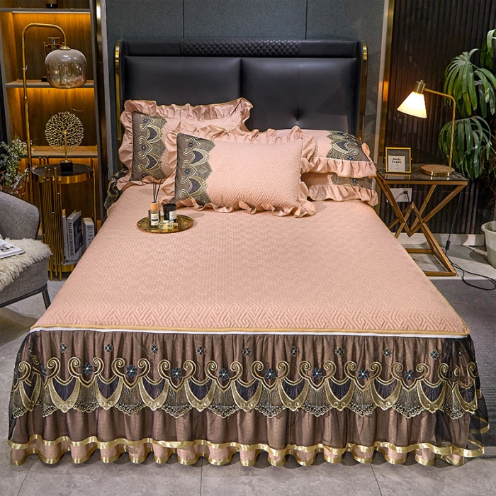 91家纺网 家纺一手货源 找家纺 罗艺轩 2024新款贡缎提花夹棉床裙三件套千鸟格系列 千鸟格-凝脂玉