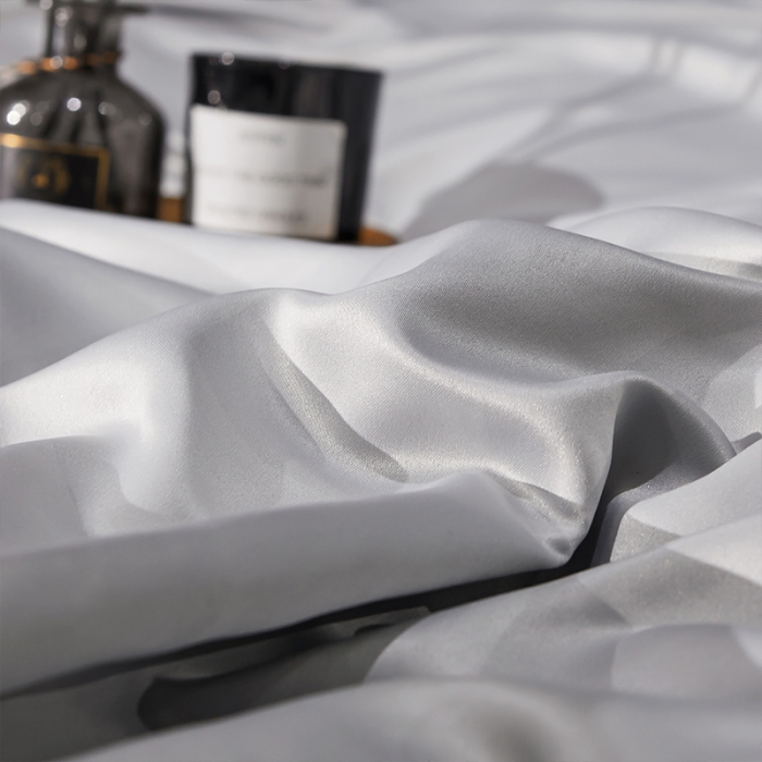 91家纺网 家纺一手货源 找家纺 罗艺轩 2024新款贡缎夹棉床裙四件套凯撒王朝系列 凯撒王朝-冰灿银