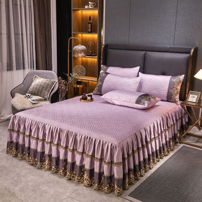 91家纺网 家纺一手货源 找家纺 罗艺轩 2024新款贡缎夹棉床裙三件套凯撒王朝系列 凯撒王朝-黛紫